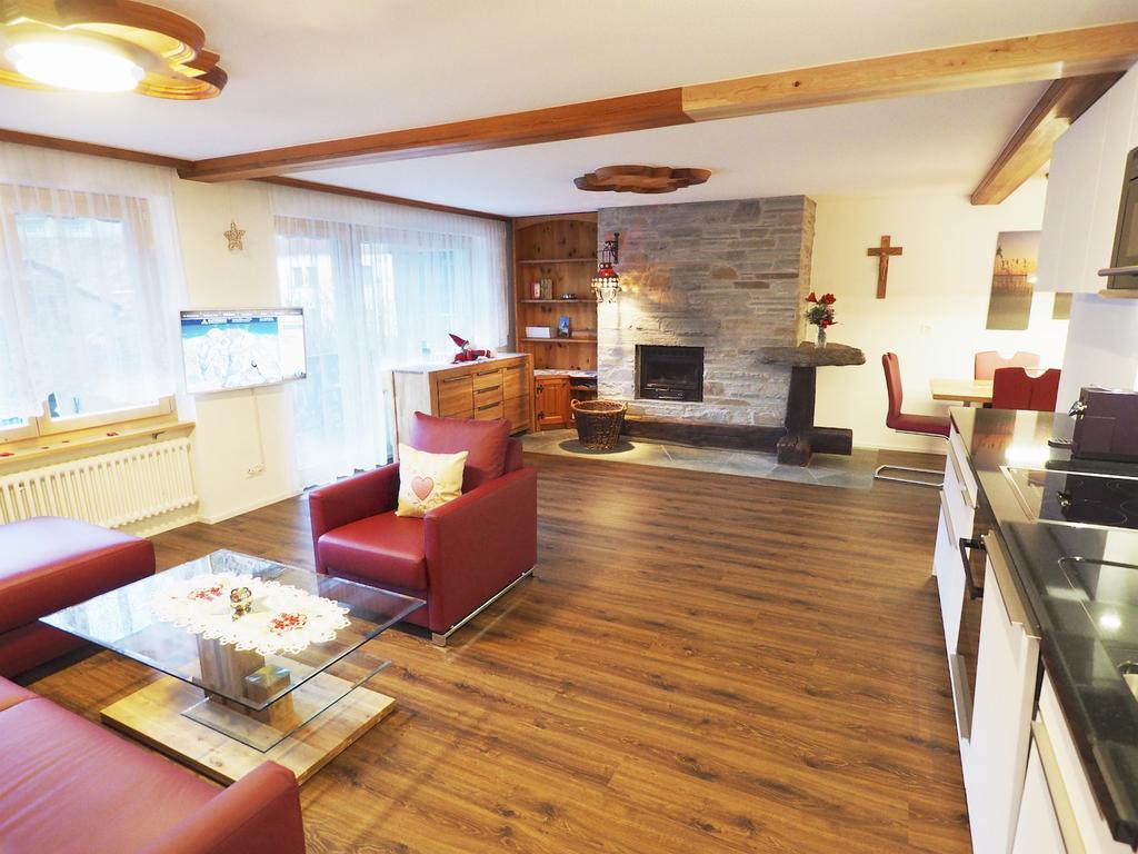 Chalet Bergkristall Zermatt Zimmer foto